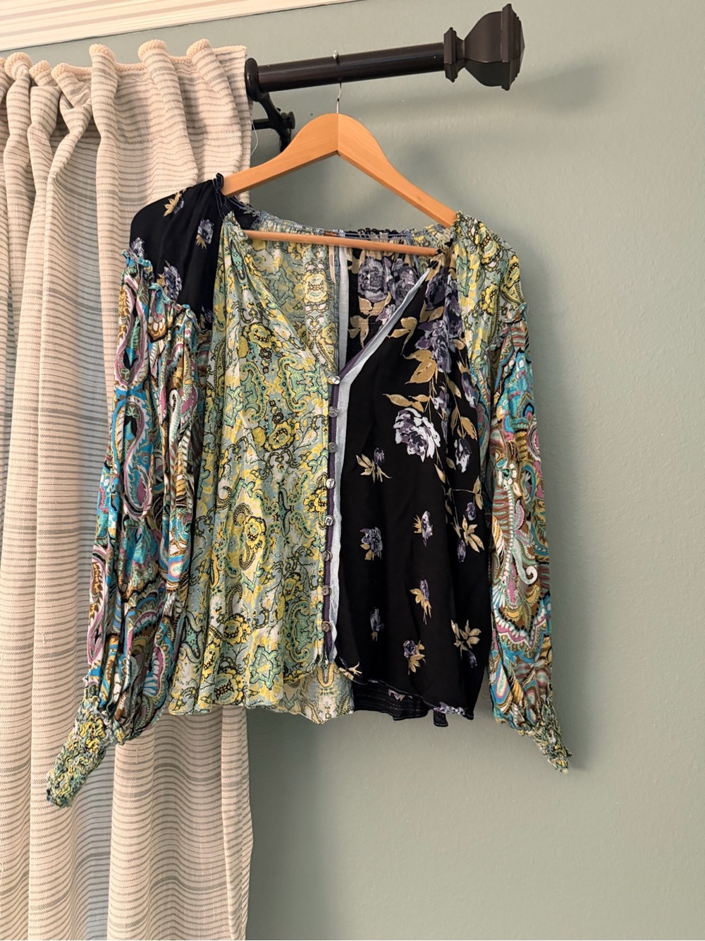 Free People Gemini Blouse Boho Button Up V-Neck Sz. S - Picture 3 of 5
